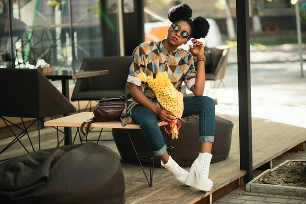 Editorial 6
